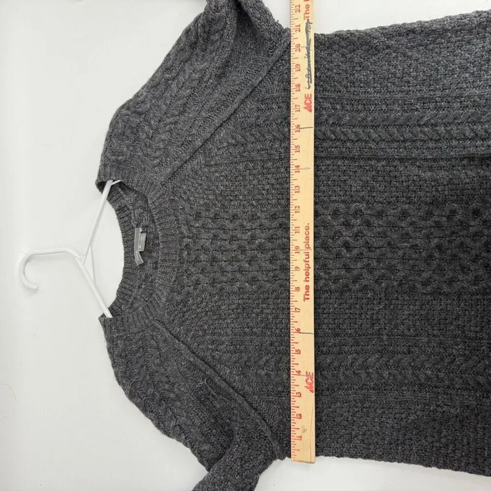 Vince Sweater Gray Cable Knit Wool Alpaca Pullover Cabincore Fisherman Womens M - Picture 9 of 11